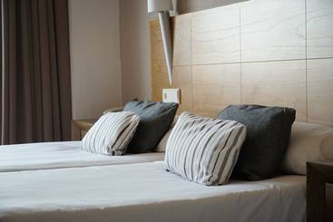 ホテル Ohtels Campo De Gibraltar