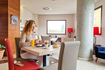 ホテル Ohtels Campo De Gibraltar