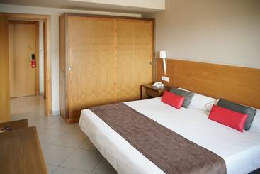 فندق Ohtels Campo De Gibraltar