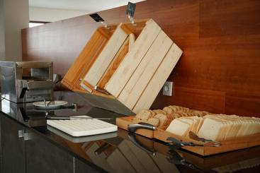 فندق Ohtels Campo De Gibraltar
