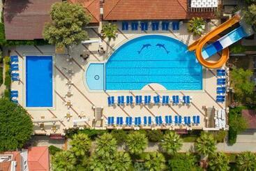 Perdikia Hill Hotel And Villas