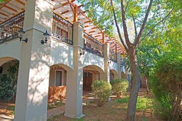 Perdikia Hill Hotel And Villas