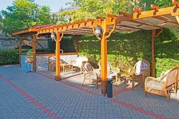 Perdikia Hill Hotel And Villas