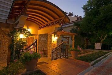 Perdikia Hill Hotel And Villas
