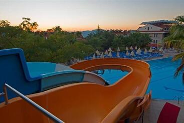Perdikia Hill Hotel And Villas