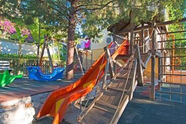 Perdikia Hill Hotel And Villas