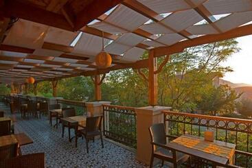 Perdikia Hill Hotel And Villas