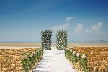 هتل Phuket Marriott Resort And Spa, Nai Yang Beach
