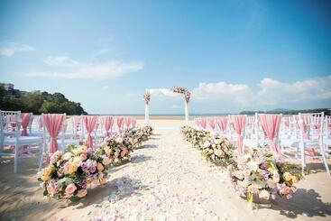 هتل Phuket Marriott Resort And Spa, Nai Yang Beach