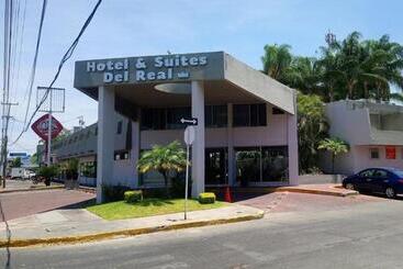 ホテル Suites Del Real
