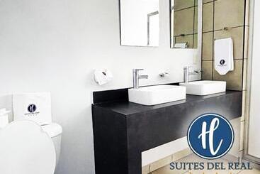 ホテル Suites Del Real