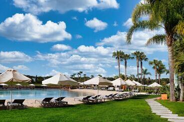 هتل Domes Lake Algarve, Autograph Collection