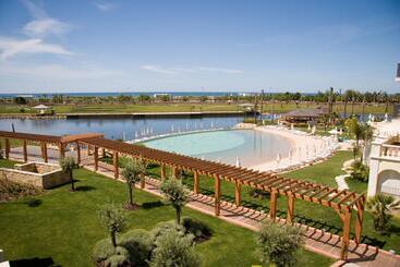 هتل Domes Lake Algarve, Autograph Collection