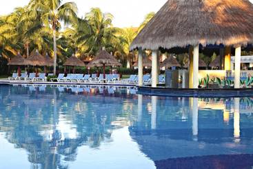 استراحتگاه Bahia Principe Grand Coba - All Inclusive