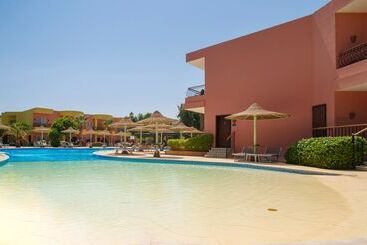 استراحتگاه Sierra Sharm El Sheikh