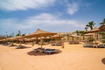 استراحتگاه Sierra Sharm El Sheikh