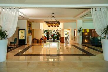 استراحتگاه Sierra Sharm El Sheikh