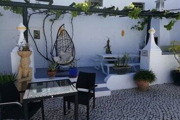 Rio Arade Manor House