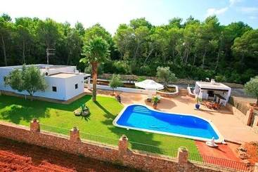 Villa Can Curreu - Sant Carles de Peralta