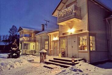 هتل B&b Villa Kauppila