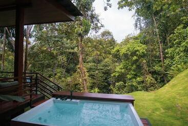 Ecolirios Boutique Hotel & Villas
