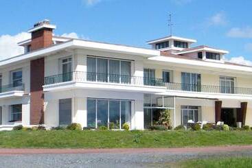 هتل Villa Ayrault