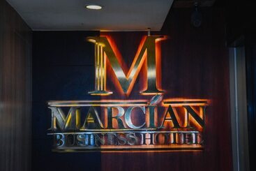 هتل Marcian Business