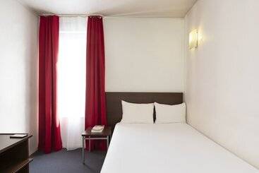 Aparthotel Adagio Access La Défense   Léonard De Vinci