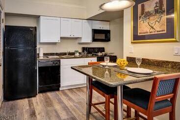 Chase Suite Hotel Rocky Point Tampa