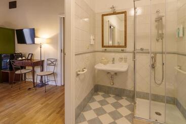 Aurora Boutique Hotel & Private Spa