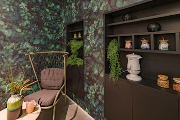 Aurora Boutique Hotel & Private Spa