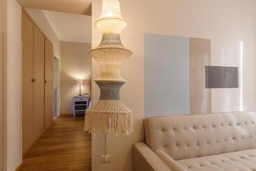 Aurora Boutique Hotel & Private Spa