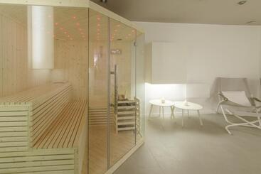 Aurora Boutique Hotel & Private Spa