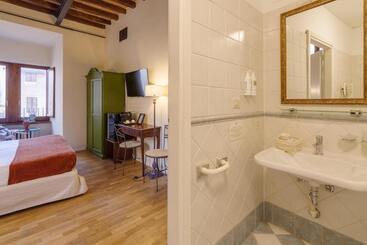 Aurora Boutique Hotel & Private Spa