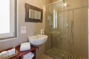 Aurora Boutique Hotel & Private Spa