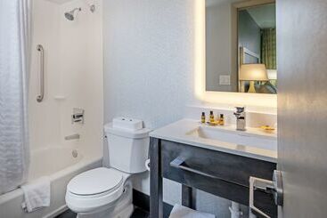 هتل Best Western Plus Daytona Inn Seabreeze
