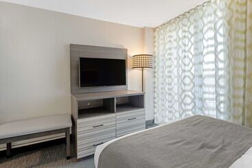 هتل Best Western Plus Daytona Inn Seabreeze