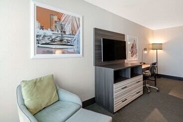 هتل Best Western Plus Daytona Inn Seabreeze