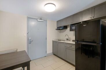 هتل Best Western Plus Daytona Inn Seabreeze