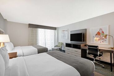 هتل Best Western Plus Daytona Inn Seabreeze