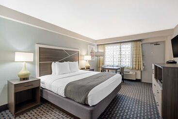 هتل Best Western Plus Daytona Inn Seabreeze