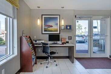 هتل Best Western Plus Daytona Inn Seabreeze