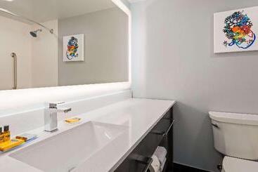 هتل Best Western Plus Daytona Inn Seabreeze