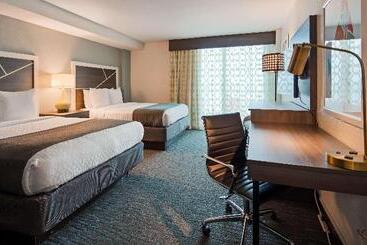 هتل Best Western Plus Daytona Inn Seabreeze