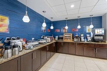 هتل Best Western Plus Daytona Inn Seabreeze