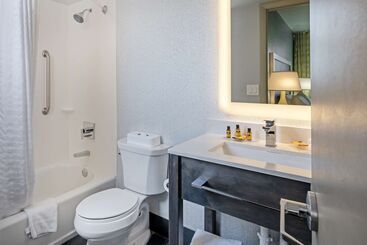 هتل Best Western Plus Daytona Inn Seabreeze