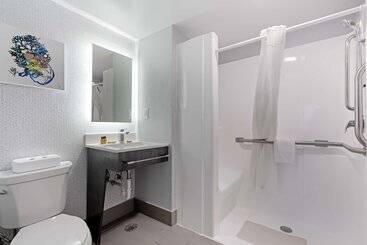 هتل Best Western Plus Daytona Inn Seabreeze