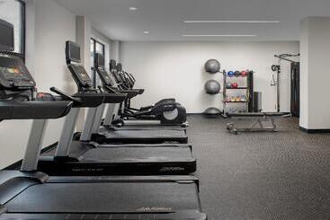 هتل Courtyard By Marriott Savannah Downtown   Historic District