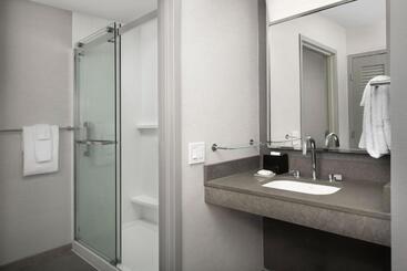 هتل Courtyard By Marriott Savannah Downtown   Historic District