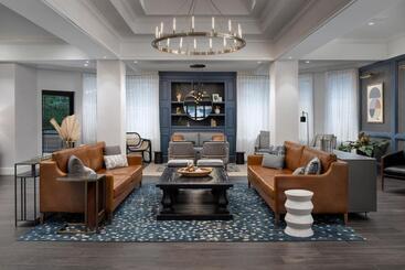 هتل Courtyard By Marriott Savannah Downtown   Historic District